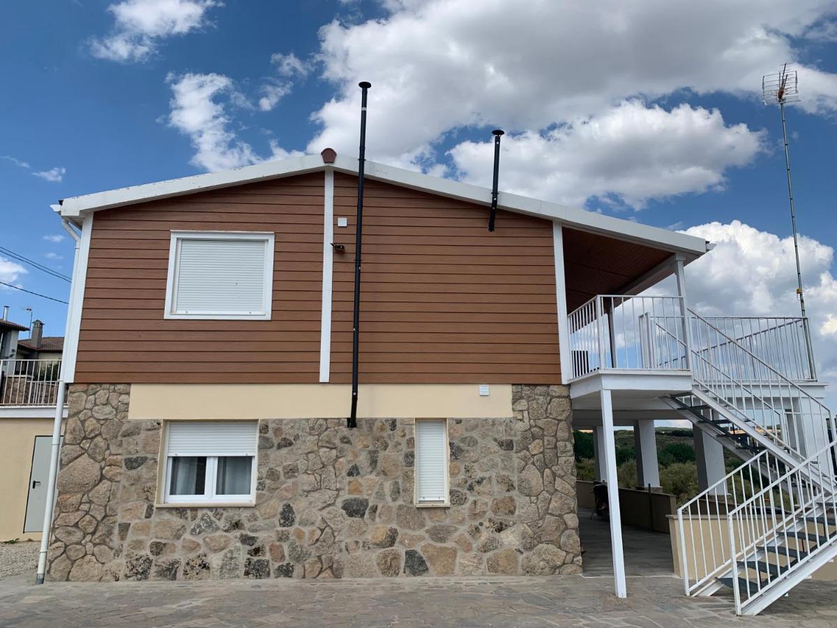 Villa De Gredos นาวาร์เรดอนดา เด เกรโดส ภายนอก รูปภาพ