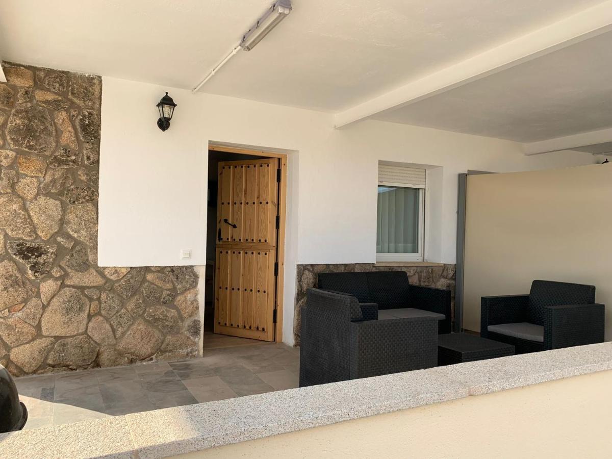 Villa De Gredos นาวาร์เรดอนดา เด เกรโดส ภายนอก รูปภาพ