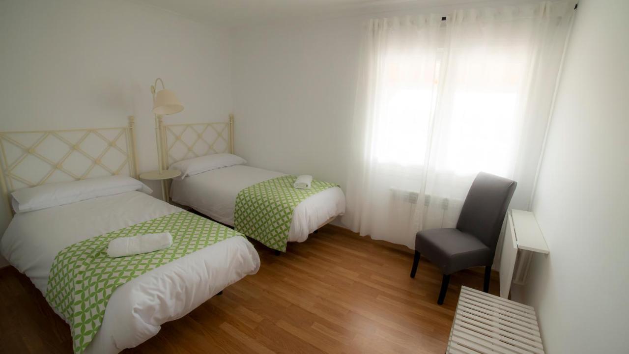 Villa De Gredos นาวาร์เรดอนดา เด เกรโดส ภายนอก รูปภาพ
