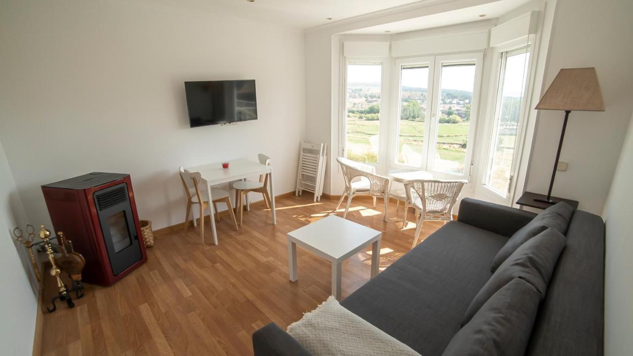Villa De Gredos นาวาร์เรดอนดา เด เกรโดส ภายนอก รูปภาพ