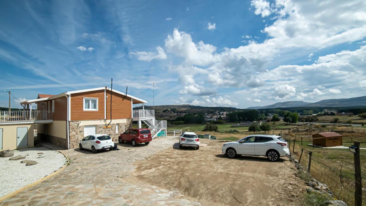 Villa De Gredos นาวาร์เรดอนดา เด เกรโดส ภายนอก รูปภาพ